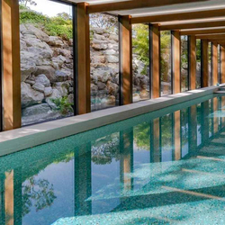 Day Spa in Zürich , im FIVE Hotel inkl. Zugang zum Pool, Sauna & Dampfbad zu zweit