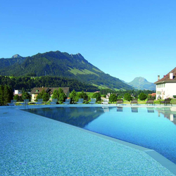 Séjour Romantique en Gruyère, Entrée aux Bains pour 2 personnes inclus