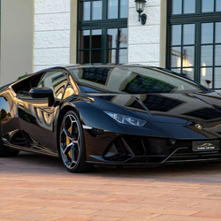 Lamborghini Huracán EVO mieten, Ohne Km-Begrenzung für 3 Stunden