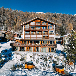 Day Spa & repas à Chandolin, Avec repas de midi à 3 plats et apéritif inclus pour 2 personnes