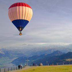 Ballonfahrt in grosser Höhe , 2h Fahrt für 2 Person