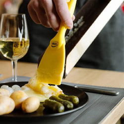 Raclettehütte Engstligenalp, à discrétion inkl. Softgetränke & Luftseilbahn von Mo - Fr für 2