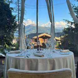 Menu à 3 plats dans un igloo, Repas surprise à Crans-Montana pour 2 personnes