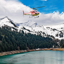 Lac & Alpes depuis Gstaad, Vol de 28 min. en hélicoptère pour 2 personnes