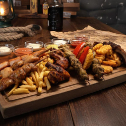 Piraten-Dinner für 2, Ein Abend voller Genuss & Abenteuer