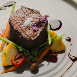 3-Gang Überraschungsmenü in ZH, Gourmet-Erlebnis mit Prosecco in Zürich für 2 Personen