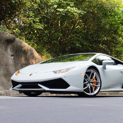 Sportwagen fahren, Ferrari, Lamborghini oder Porsche| Package M