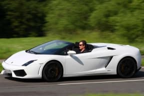 1h Lamborghini Gallardo Miete , Sportwagen selber fahren in Luzern