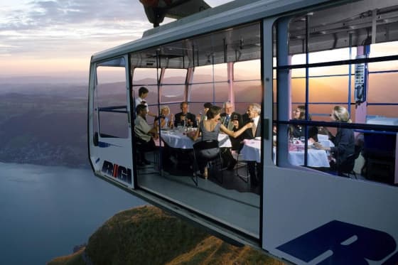 Schwebendes Restaurant für 2 - Atemberaubendes Dinner auf der Rigi